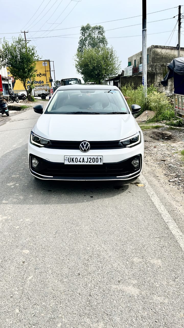 Volkswagen Virtus(2022-2023) Highline 1.0 Tsi Mt